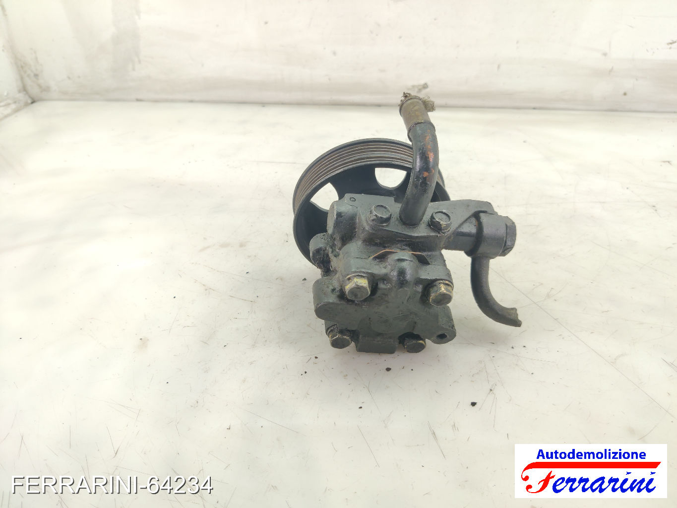 Pompa Servosterzo HYUNDAI LANTRA 2 SW J-2 1.6 16V 1996-2000 571002D000 9