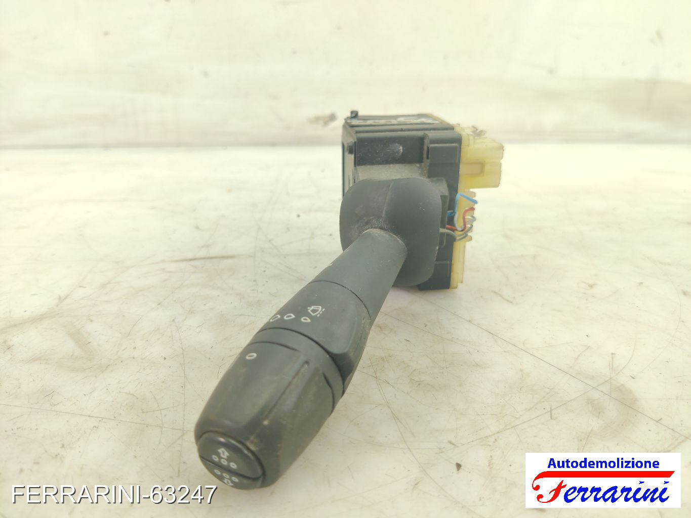 Leva Comando Luci Frecce RENAULT CLIO 4 SW KH 2012-2023