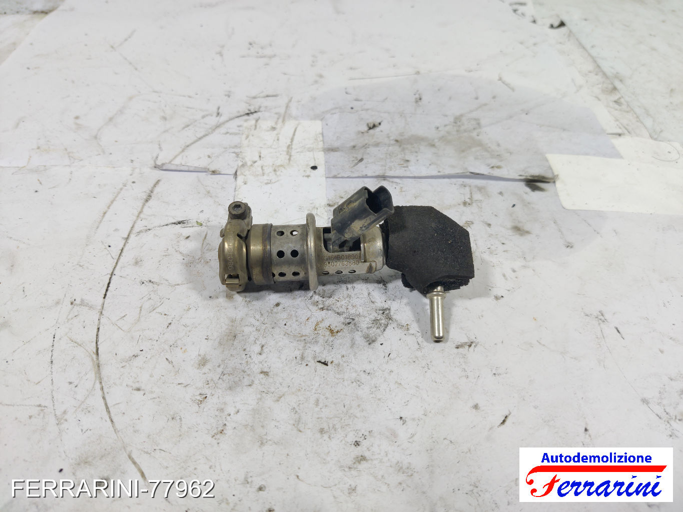 Iniettore PEUGEOT 308 2 L3, LB, LH, LP, LW 1.6 HDI 2013-2021 9802763880, 42542