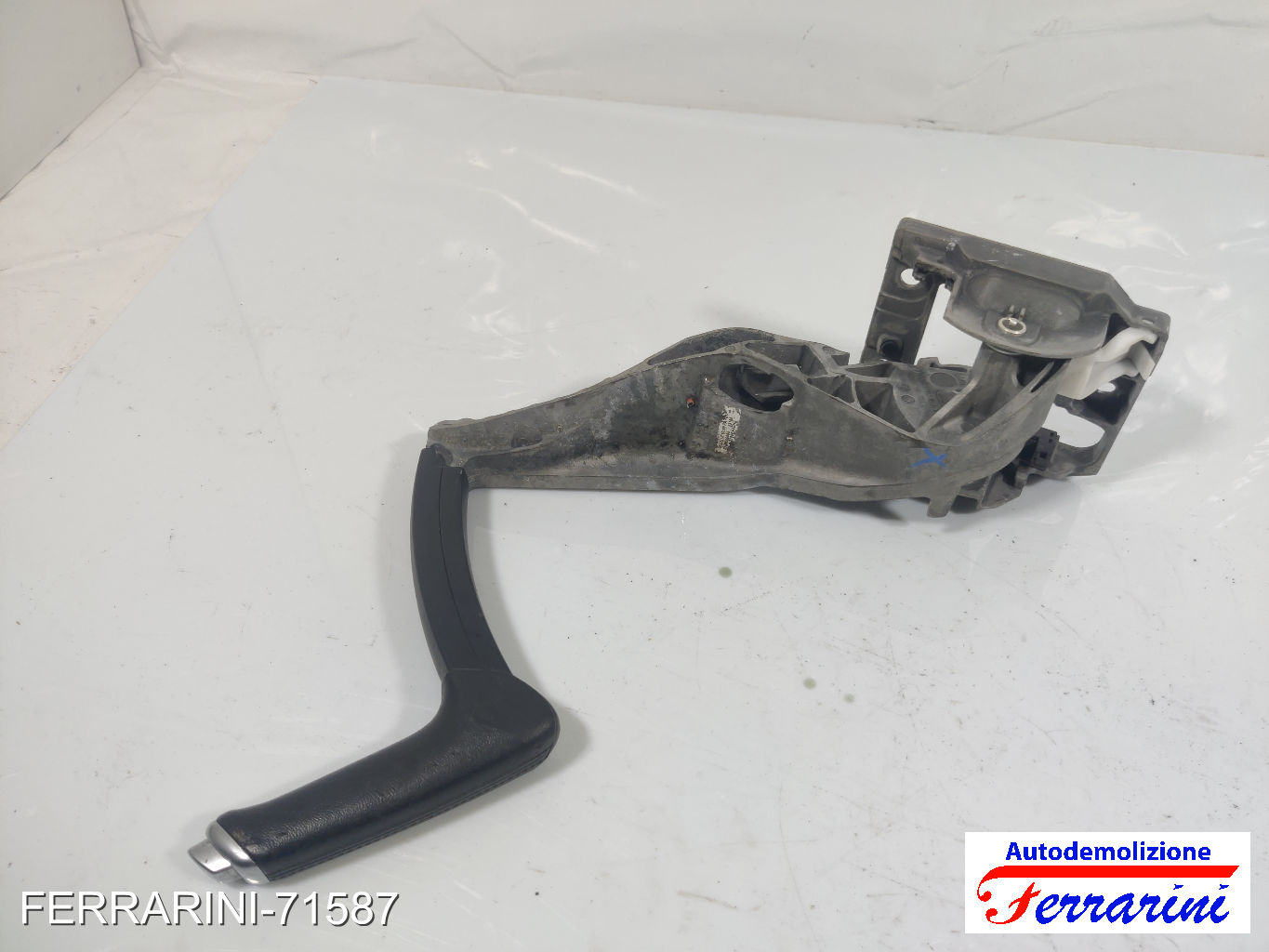 Leva Freno A Mano FORD FOCUS 3 TURNIER 2010-2023 BV612780EA3ZHE, 0605131049