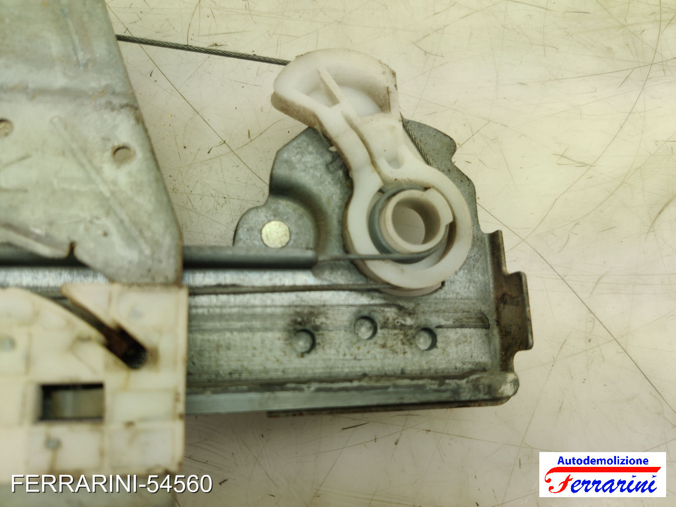 Alzavetro PEUGEOT 107 PM, PN 2005-2014 destro, dx, frontale, anteriore 9222T6
