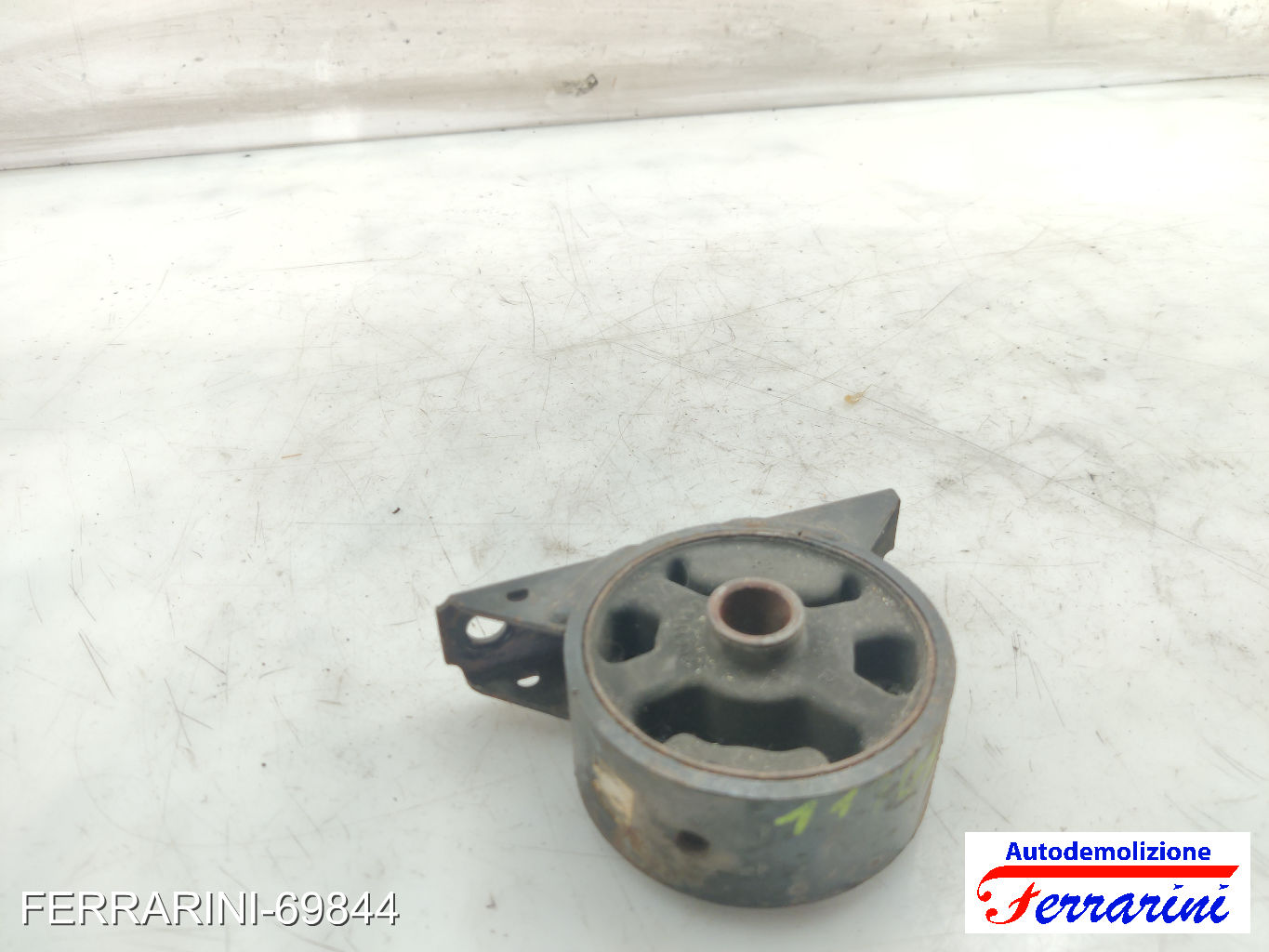 Supporto Motore VOLVO V40 SW 645 1.9 DI 2000-2004 30616932, 30867130, 30611144 6