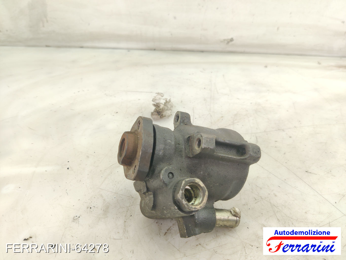 Pompa Servosterzo VW POLO 6N2 1.4 16V 1999-2001 030145157D, 030145157