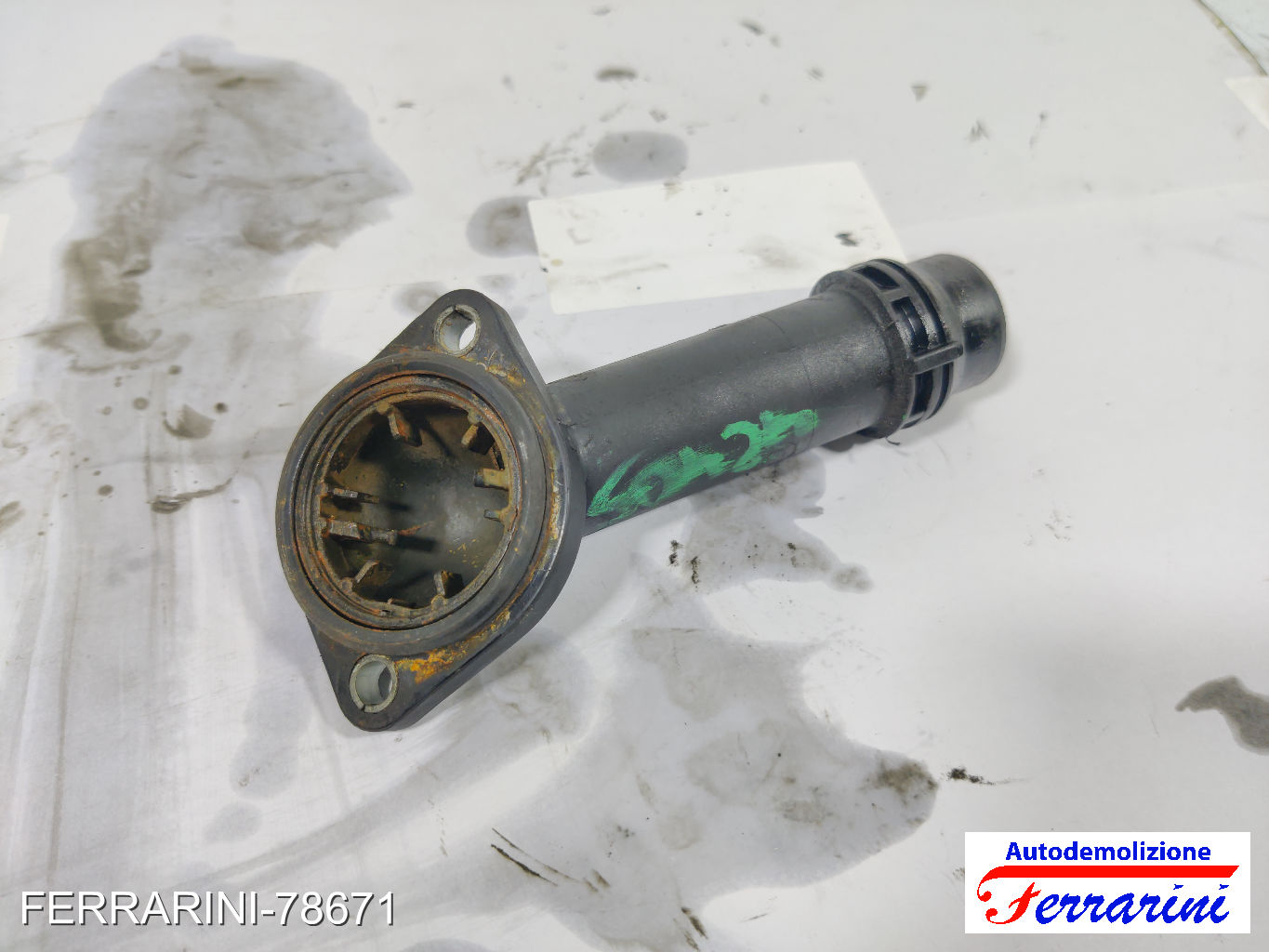 flangia AVB VW PASSAT VARIANT 3B6 1.9 TDI 2000-2005 038121121B, 06B121121
