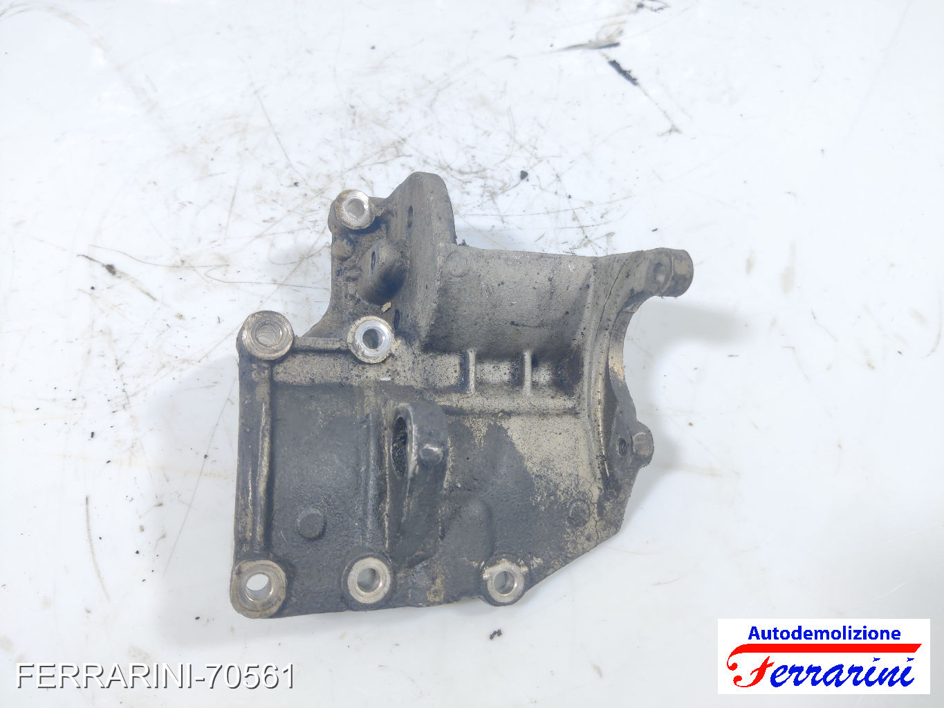 Staffa servosterzo KIA SORENTO 1 JC 2.5 CRDI 2002-2011 252814A600
