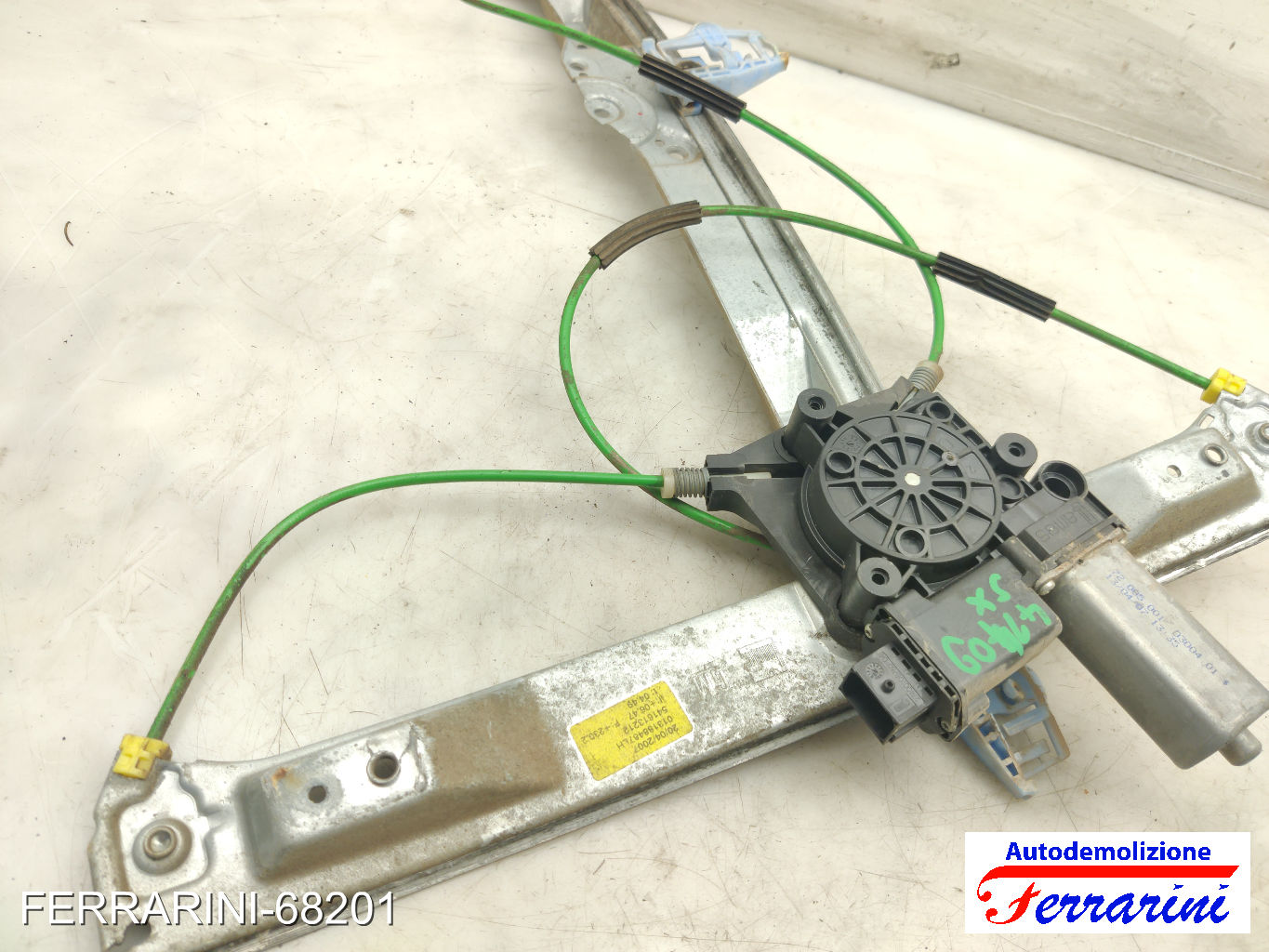 Alzavetro OPEL CORSA D S07 2006-2014 sinistro, sx, frontale, anteriore 13188487