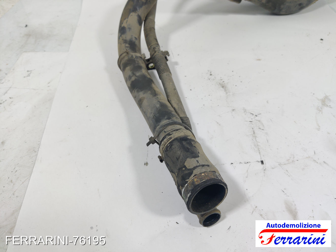 Bocchettone Rifornimento Carburante FIAT PANDA 169 2003-2012 51797668