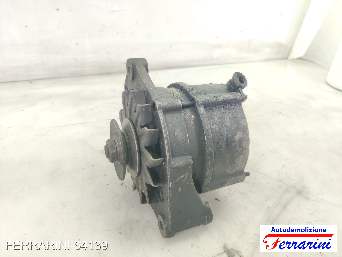 Alternatore IVECO DAILY 1 35-8 1978-1989 0120469679, 0120469549, MG399