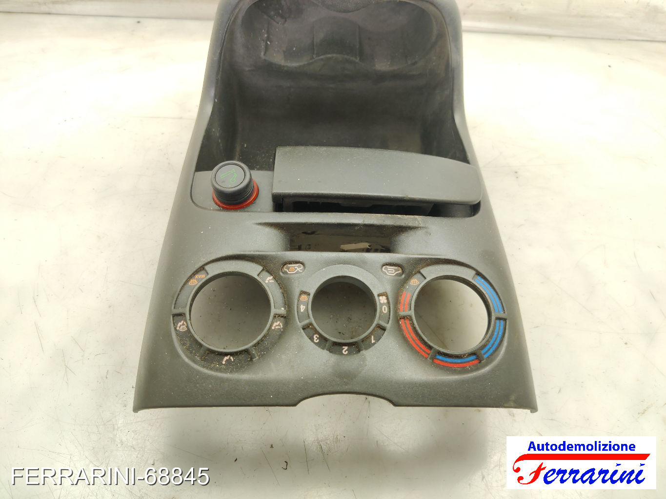 tunnel Consolle Centrale Cruscotto FIAT PUNTO 188 2003-2012 735359887, 225385 9