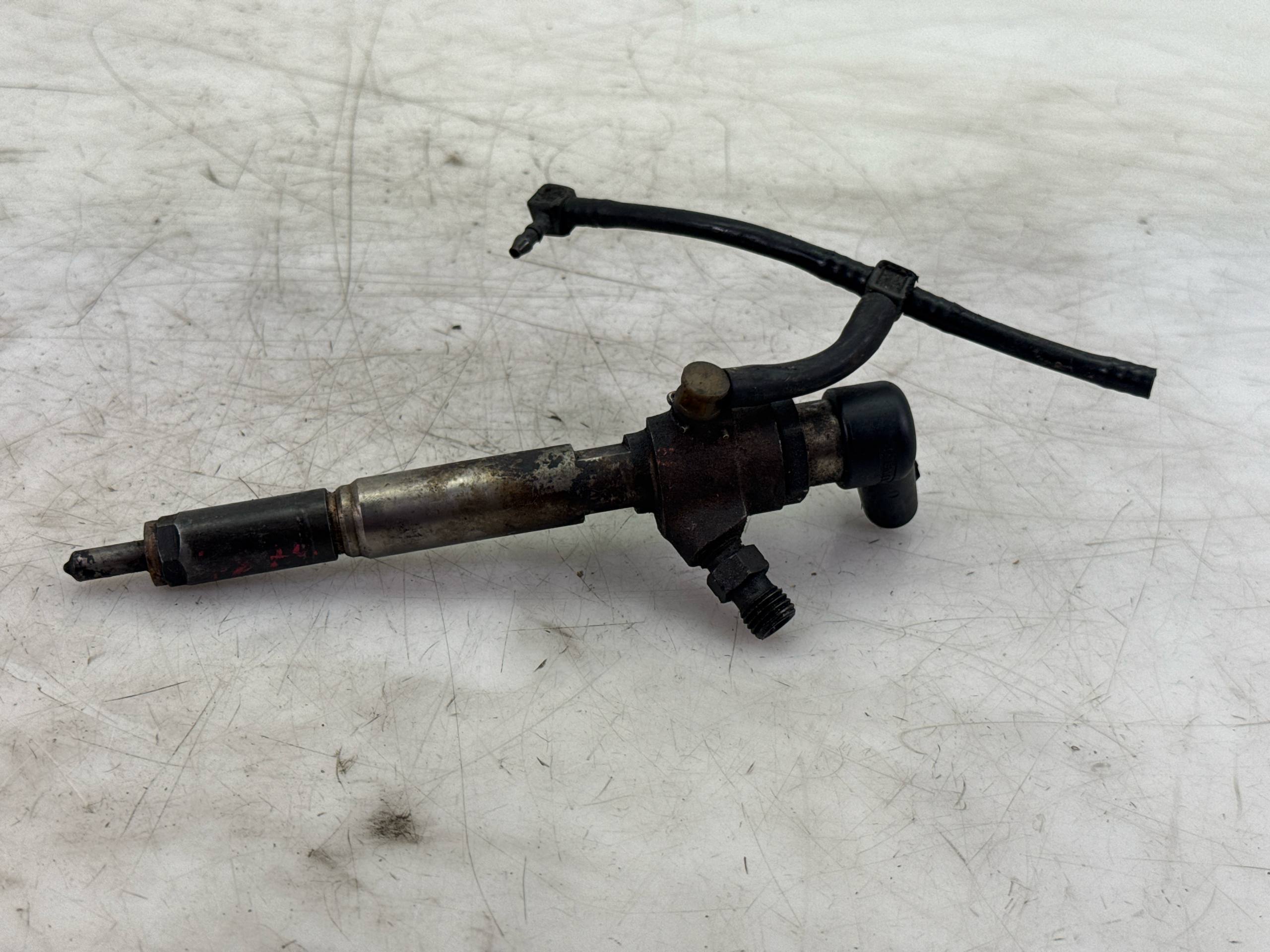 Iniettore NISSAN QASHQAI 1 J10, JJ10E, NJ10 1.5 DCI 2010-2013 8200294788