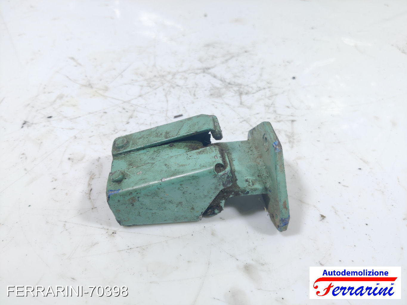 Cerniera Portellone FIAT PANDA 141 1982-2004 Destra 46790392 7