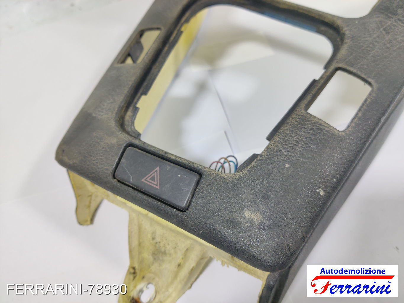 Tunnel Centrale BMW SERIE 3 E36 1993-1998 61311378128, 61311374220 10