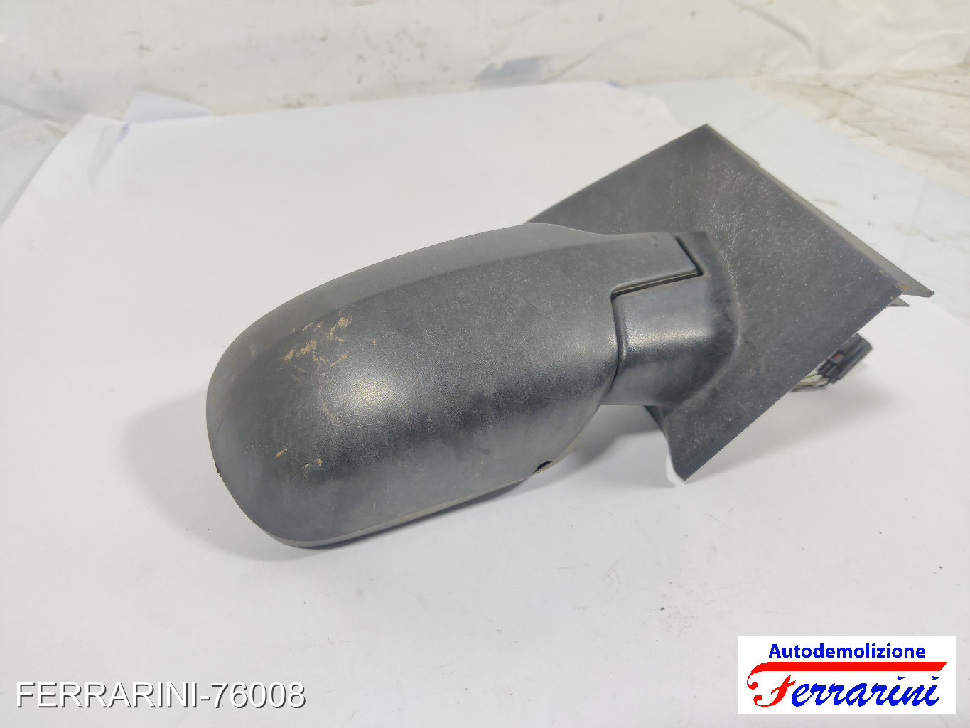 Specchietto Laterale FORD FIESTA 5 JD, JH 2001-2008 destro, dx