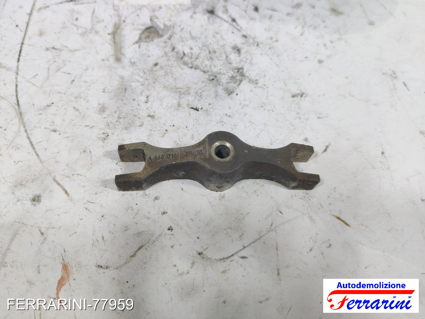 Supporto fissaggio iniettore MERCEDES CLASSE A W168 A 170 CDI 2001-2004