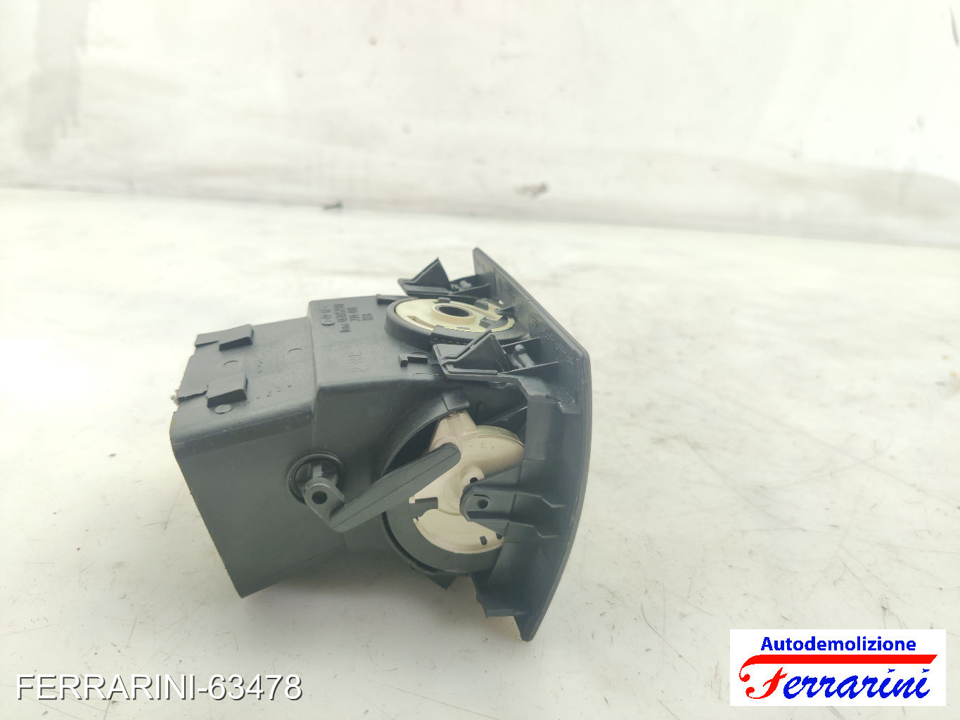 Bocchetta Areazione OPEL MERIVA A X03 2004-2010 sinistra, sx, frontale 6