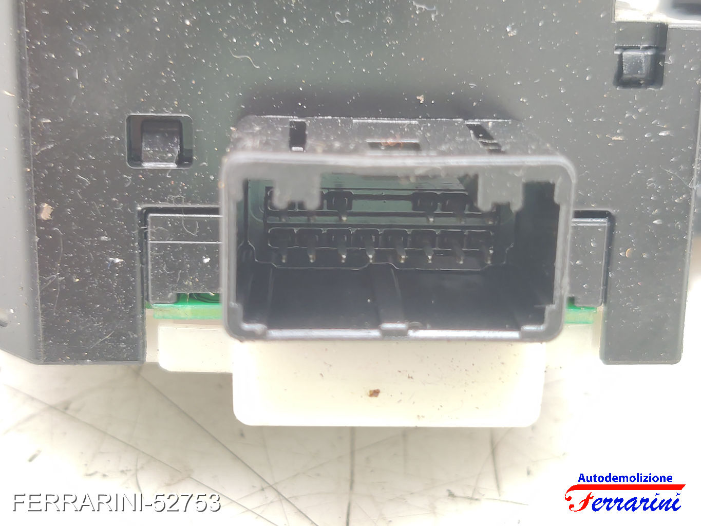 Devioluci RENAULT KOLEOS 1 HY 2008-2023 25560JY02A, 25560JY02B 7