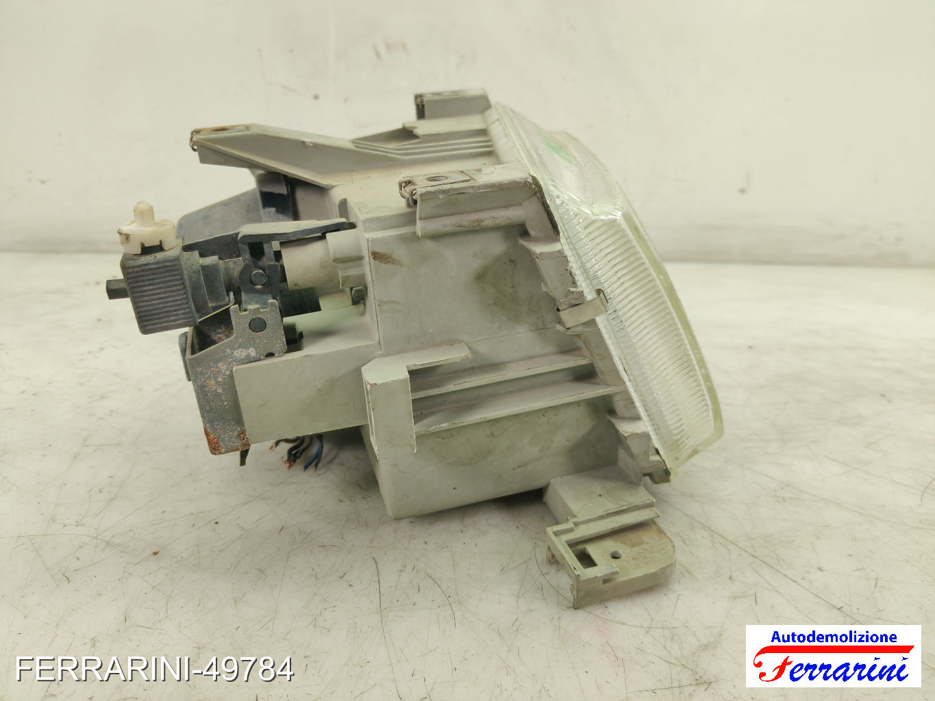 Faro Anteriore RENAULT CLIO 1 5/357, B/C57 1991-1998 destro, dx 7701042150