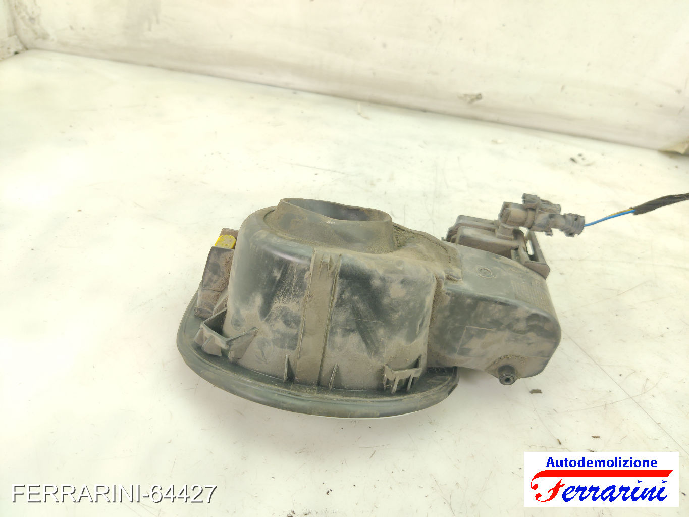Sportellino Carburante OPEL ASTRA J SPORTS TOURER P10 2010-2015 40R SCHNEEWEISS