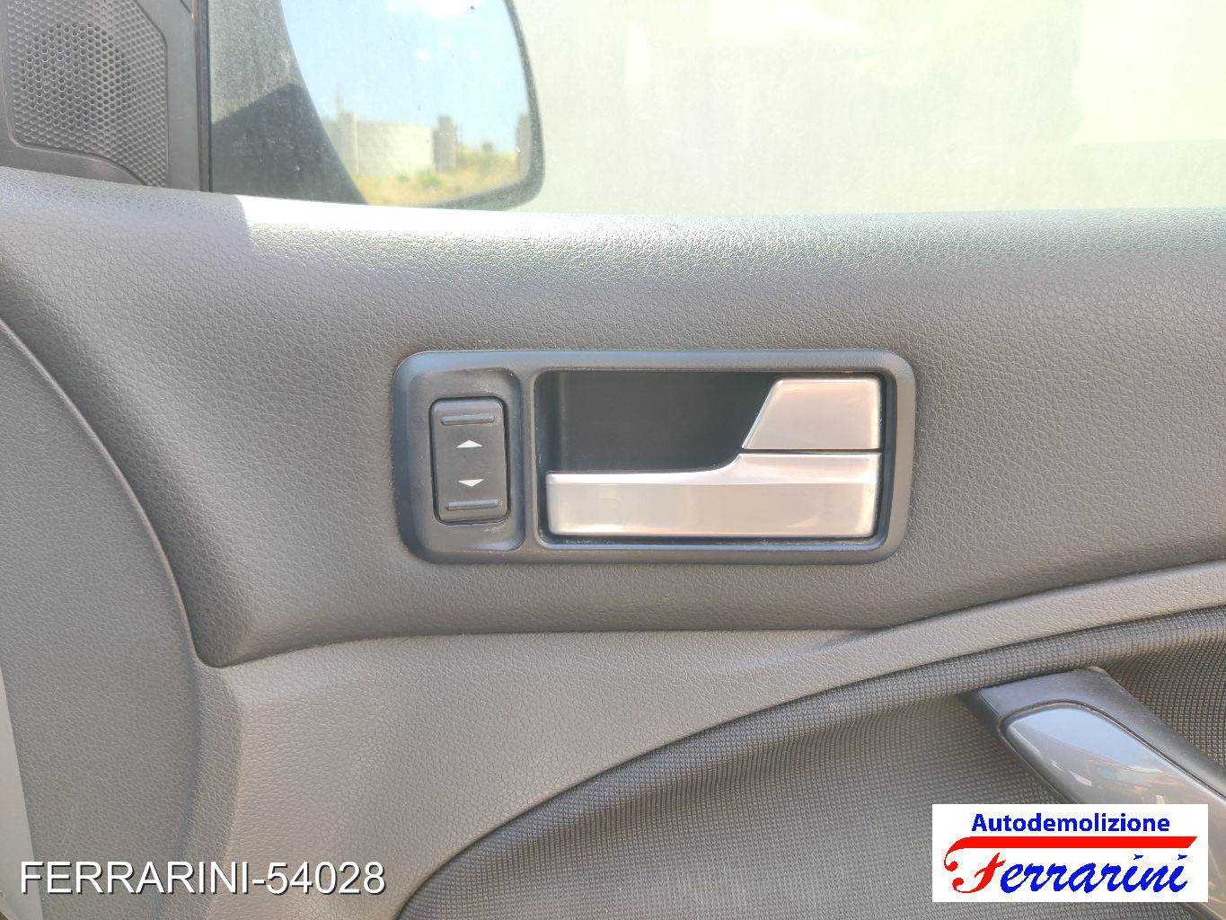 Ford C-Max 11