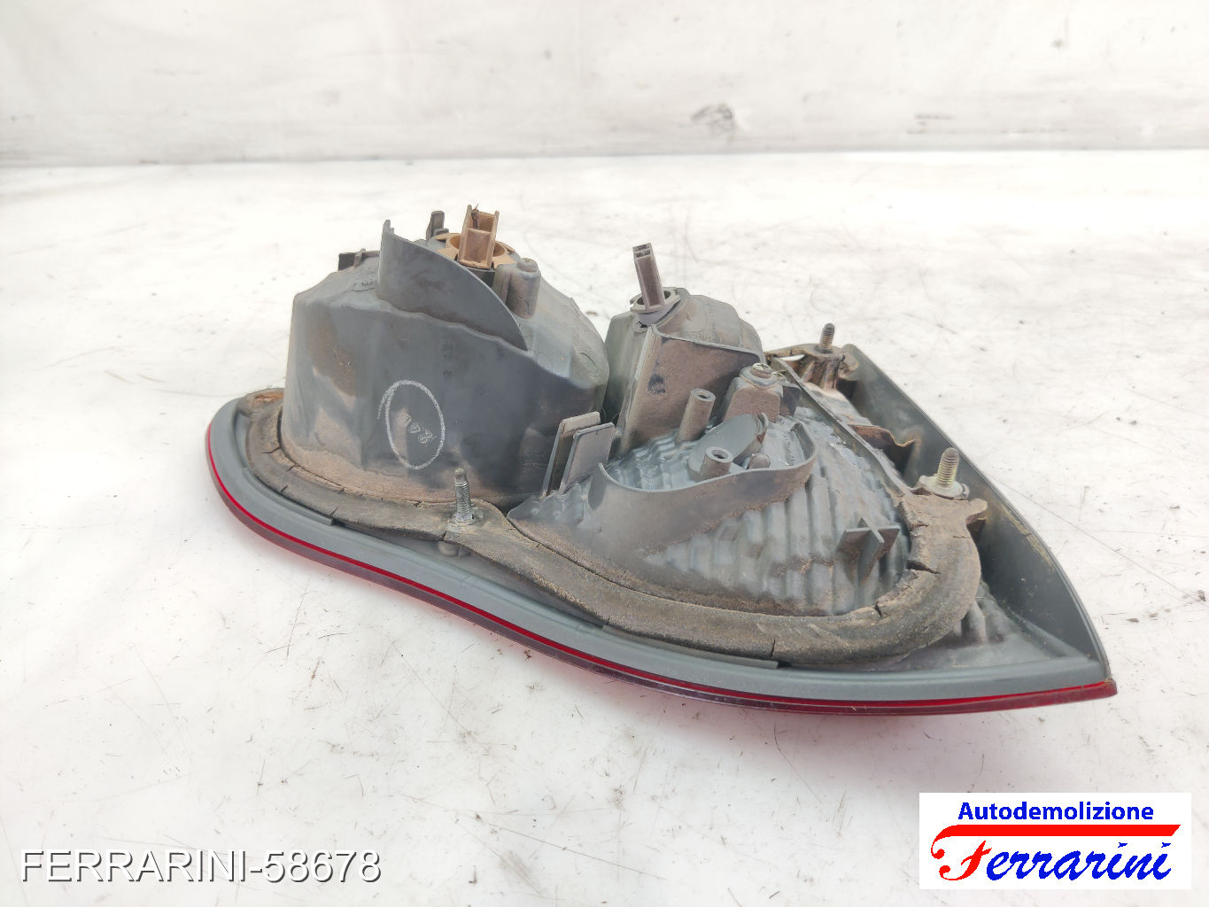 Fanalino Stop Posteriore TOYOTA AVENSIS VERSO M2 2001-2005 sinistro, sx