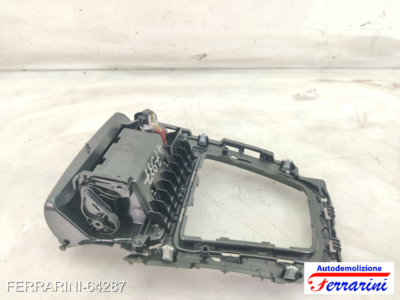 cornice cambio Posacenere MERCEDES CLASSE B W242, W246 2011-2014 A2468100179