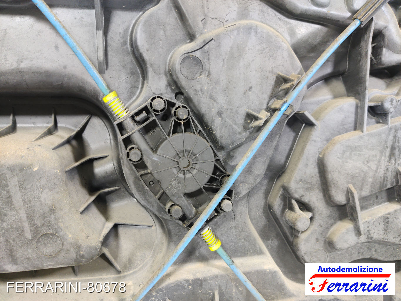 Alzavetro MERCEDES CLASSE A W169 2004-2012 destro, dx, posteriore, post 6