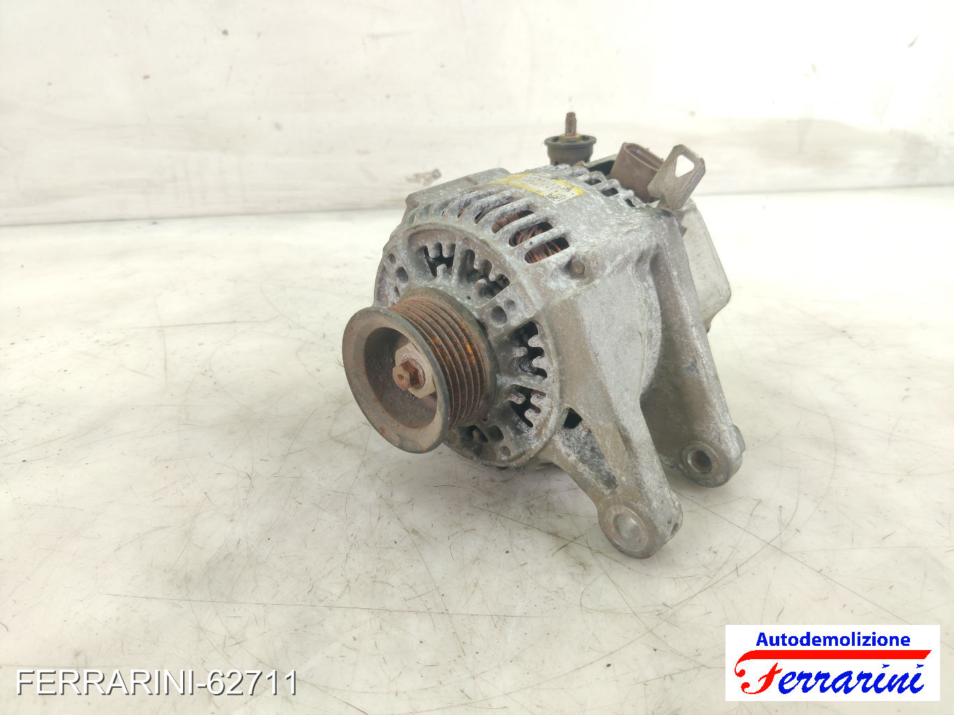 Alternatore TOYOTA COROLLA VERSO E12 1.6 VVT-I 2001-2004 2706022030, 3140080G10