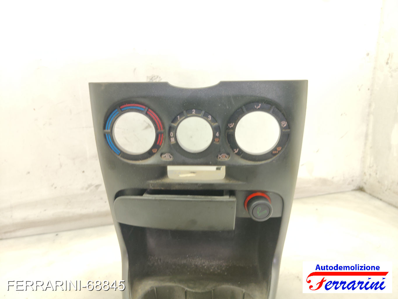 tunnel Consolle Centrale Cruscotto FIAT PUNTO 188 2003-2012 735359887, 225385 6