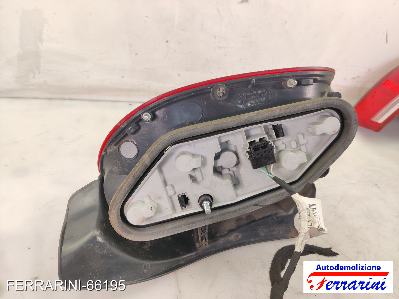 Fanalino Stop Posteriore RENAULT MODUS F/JP0 2010-2023 sinistro, sx 8200658411R 6
