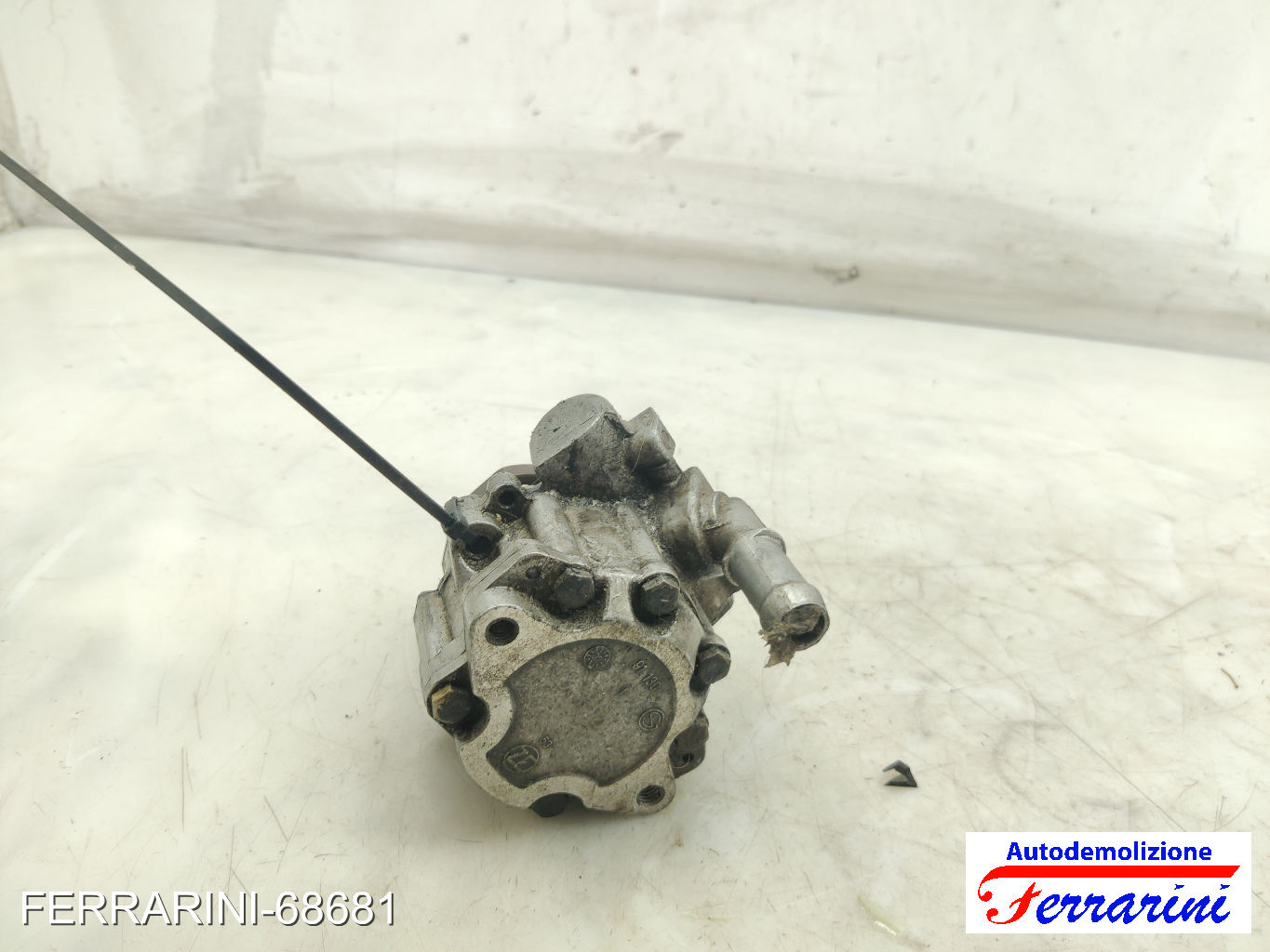 Pompa Servosterzo VW GOLF 4 1J1 1.6 1997-2004 8N0145154A, 7690955107