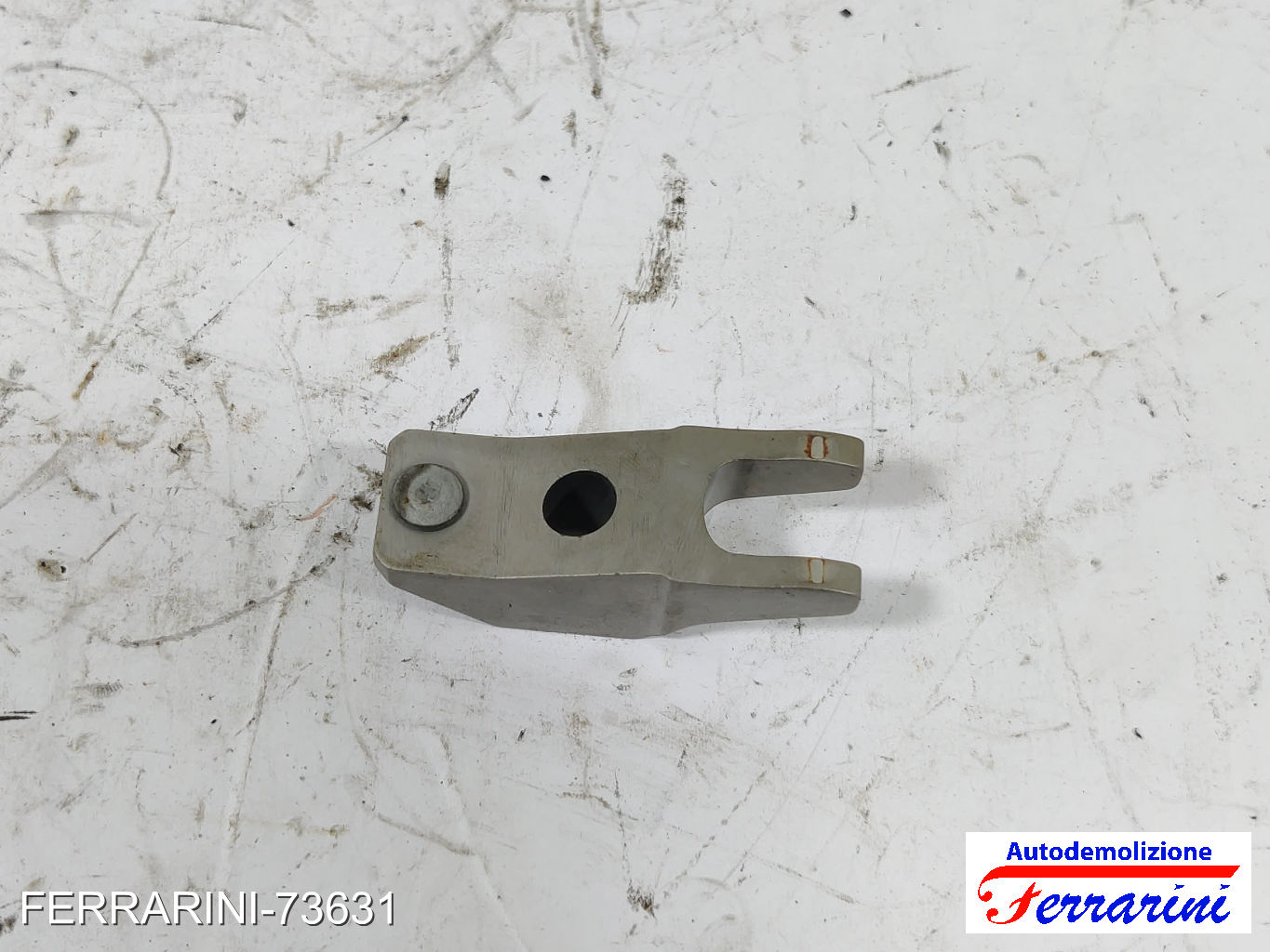 staffa supporto iniettore FIAT BRAVO 2 198 1.6 D MULTIJET 2008-2014 55248609 6