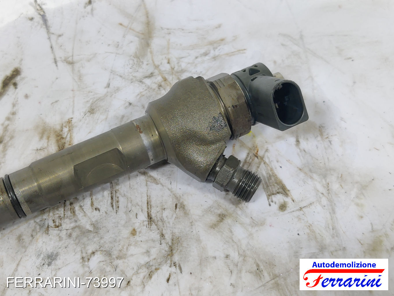 Iniettore VW GOLF 7 5G1, BE1, BE2, BQ1 2.0 TDI 2012-2020 120828, 8HZ25E6