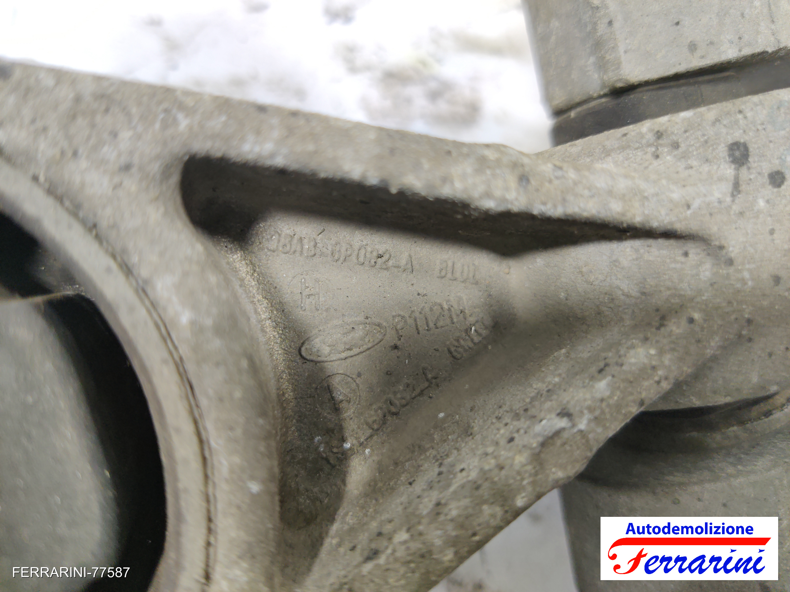 Supporto Cambio FORD FOCUS SW DNW 1.8 TURBO DI/TDDI 1999-2004 98AB6P082AH, P112M