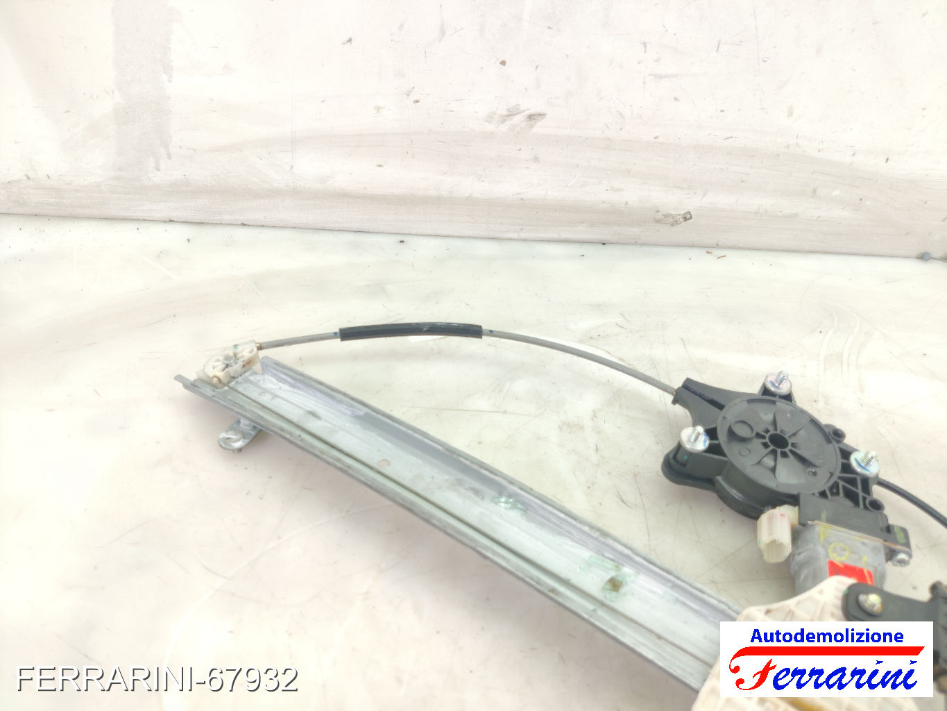 Alzavetro HYUNDAI I10 BA, IA 2013-2023 sinistro, sx, frontale, anteriore