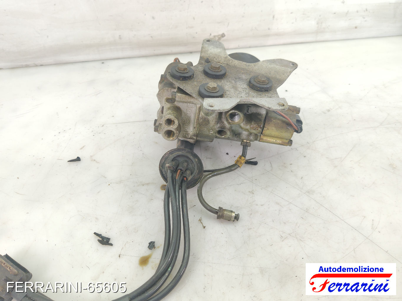 blocco valvole 4MATIC distributore idraulico MERCEDES CLASSE E W124 E 300 4MATIC