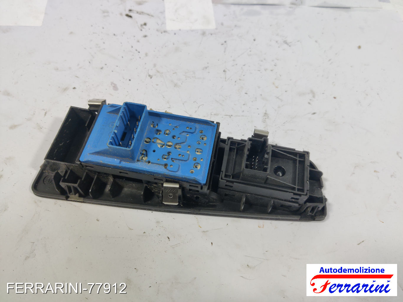 Pulsantiera Tastiera Alzavetro FIAT GRANDE PUNTO 199 2005-2010 sinistra, sx