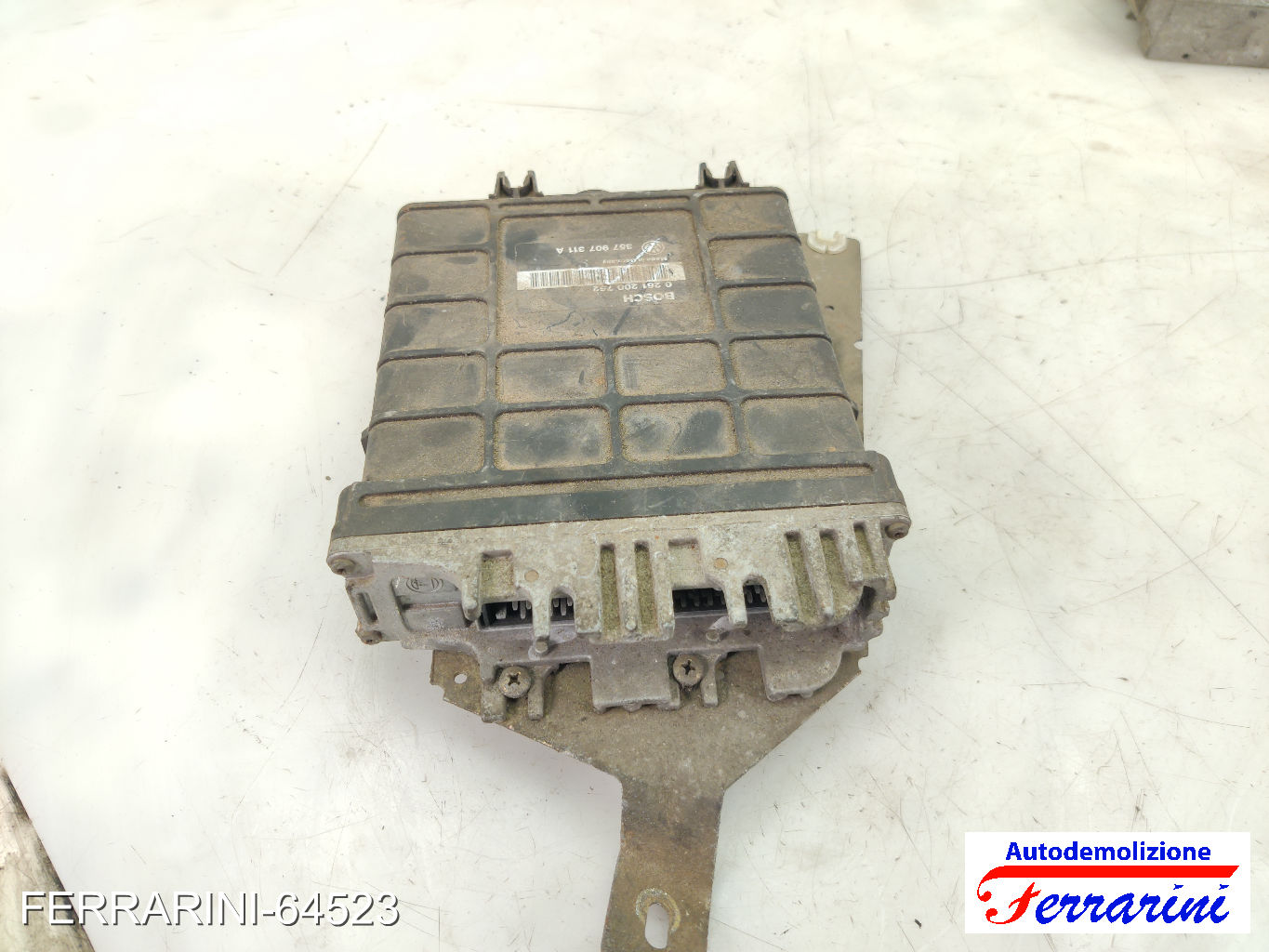 Centralina Motore VW PASSAT 35I, 3A2 1.8 1988-1996 357907311A, 357907811A