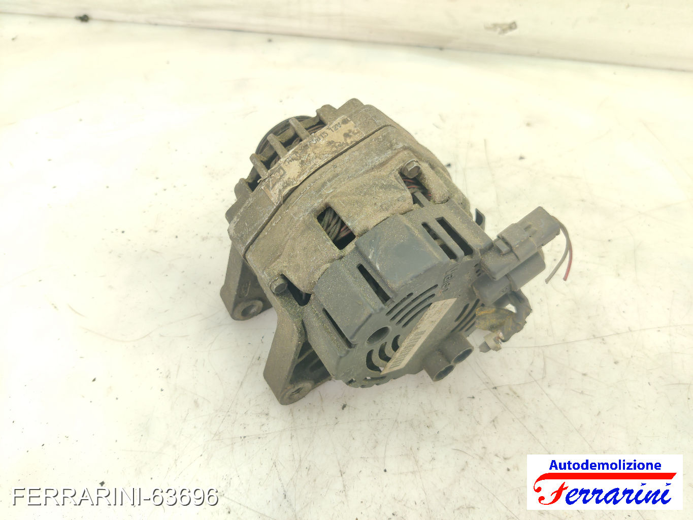 Alternatore PEUGEOT 206 2A/C 1.4I 1998-2012 9642879980, 5702A2, 2542484A