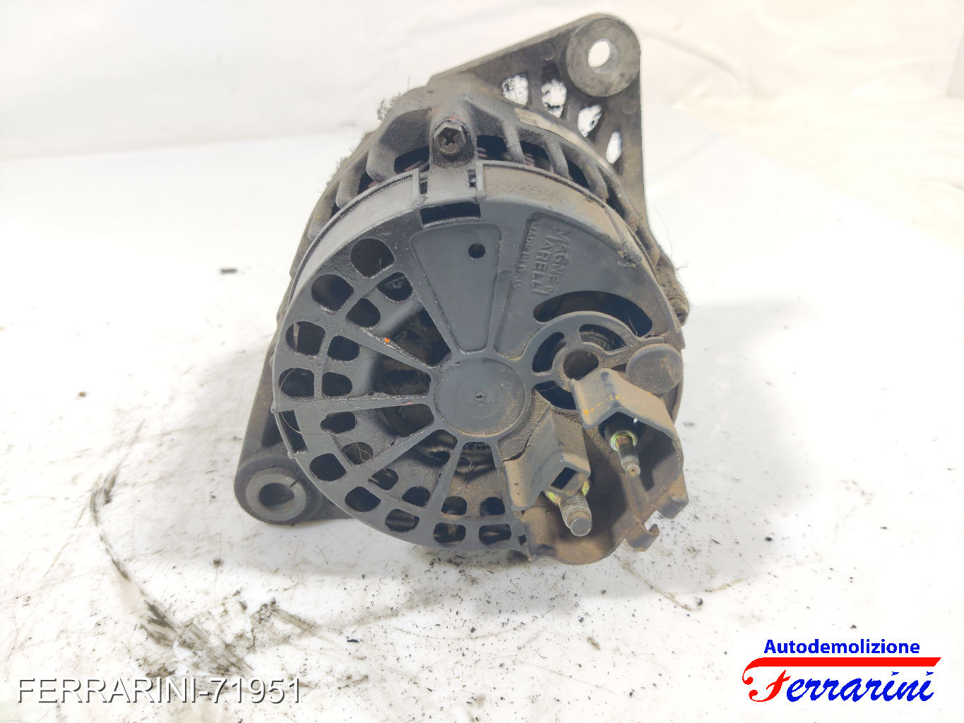 Alternatore FIAT PALIO WEEKEND 171, 173, 178, 373, 374 1.9 D 2001-2016 46774430