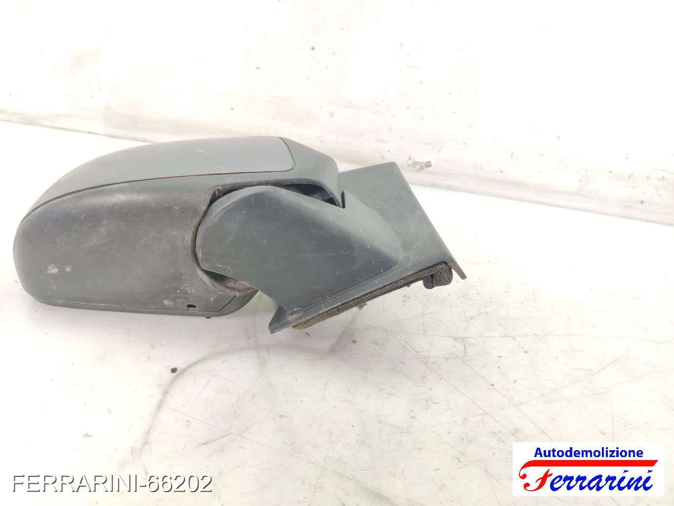 Specchietto Laterale FORD FIESTA 5 JD, JH 2001-2008 destro, dx