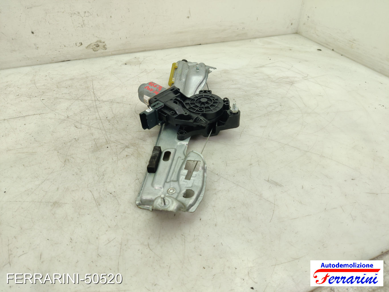 Alzavetro RENAULT MEGANE 4 B9A M N 2015-2023 sinistro, sx, posteriore, post 6