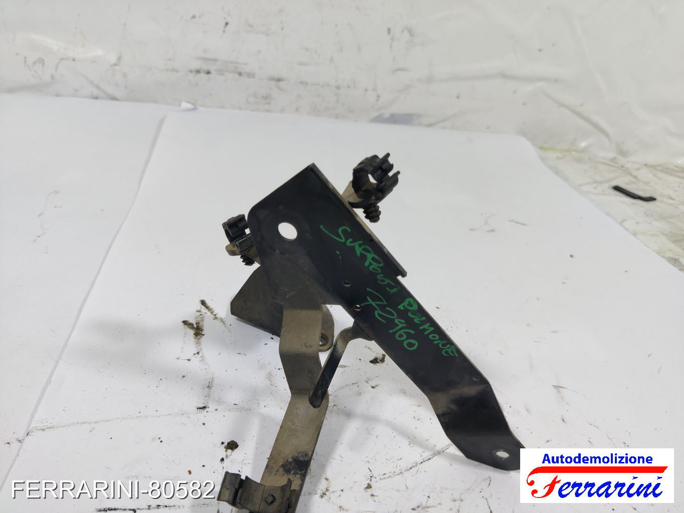 Staffa supporto polmone gpl LANCIA YPSILON 843 1.4 LPG 2010-2011 51792960