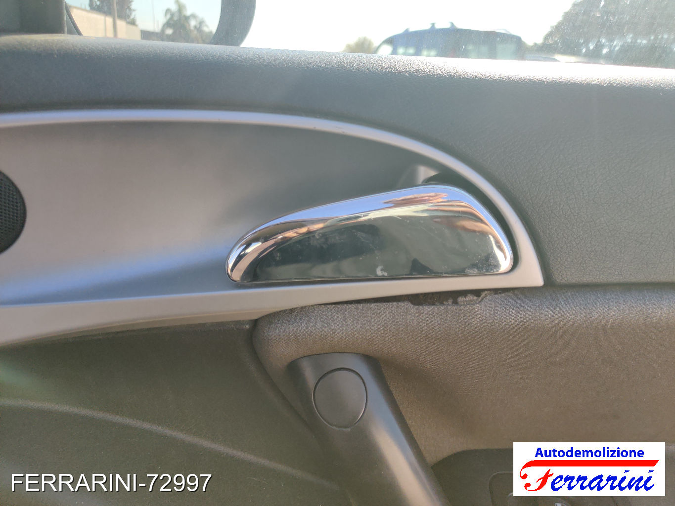 Lancia Ypsilon 6
