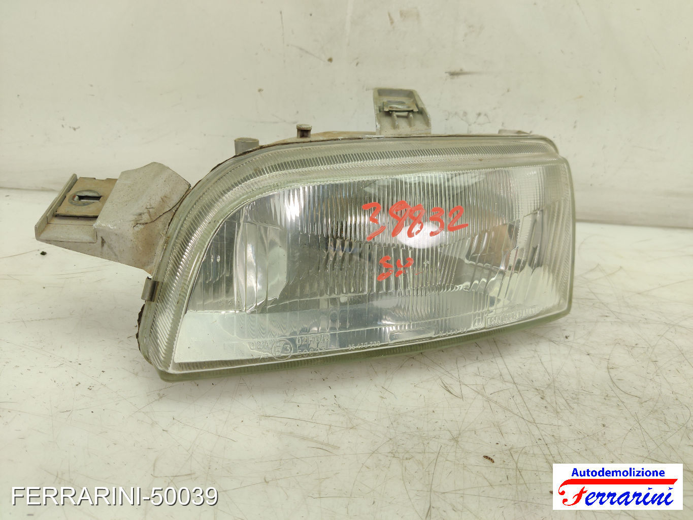 Faro Anteriore FIAT PUNTO 176 1996-2000 sinistro, sx 46402650, 46402660