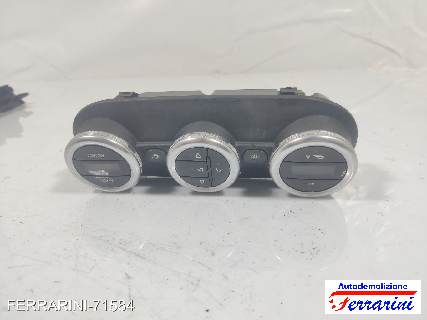 Tastiera Clima ALFA ROMEO GIULIETTA 940 2010-2016 anteriore, frontale 156091524 11