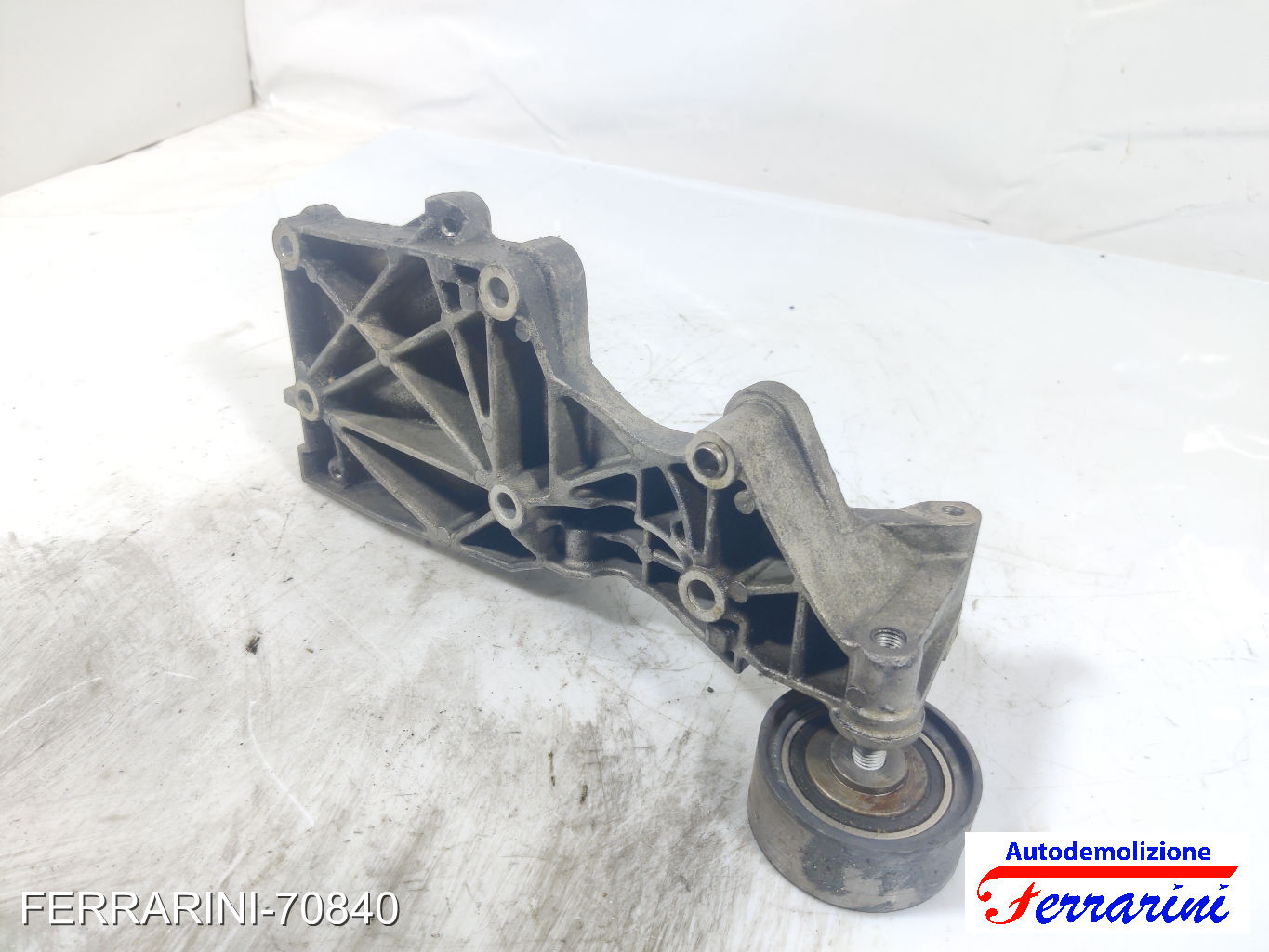 Puleggia Tendicinghia k9k RENAULT SCENIC 3 JZ0/1 1.5 DCI 2009-2023 8200669494 10