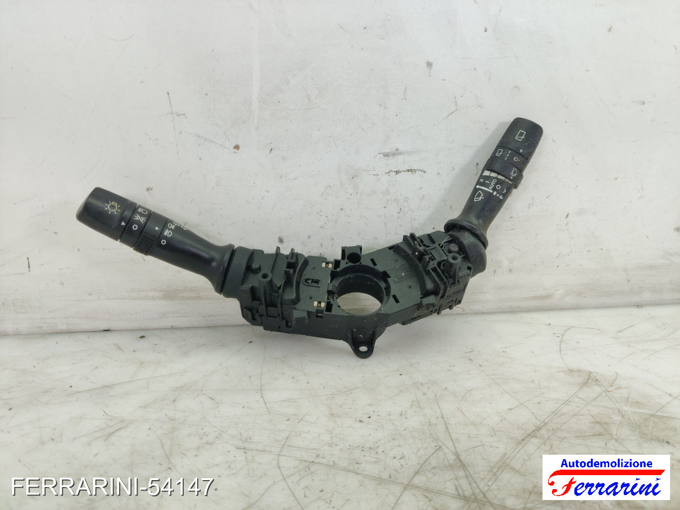 Devioluci KIA SPORTAGE SL 2012-2015 934202Y660, 934101M53, 9342024660
