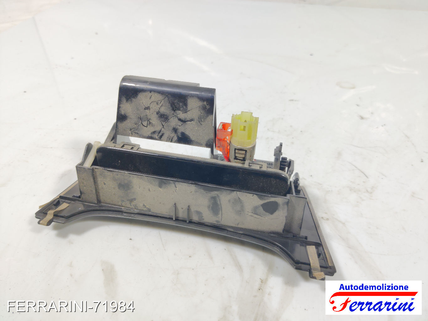Posacenere accendisigari consolle centrale OPEL INSIGNIA A G09 2008-2017