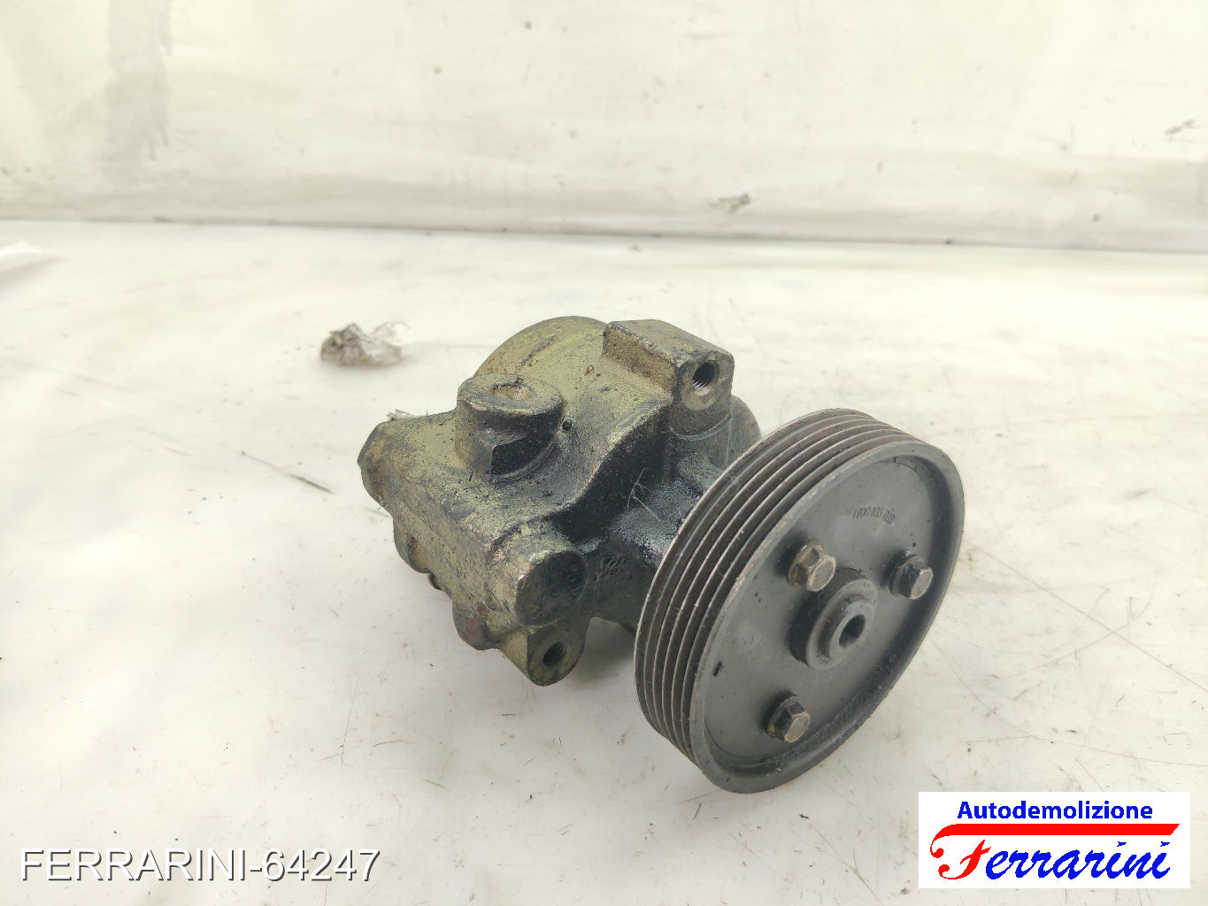 Pompa Servosterzo VOLVO V40 SW 645 1.9 DI 2000-2004 7700417308, 26058572