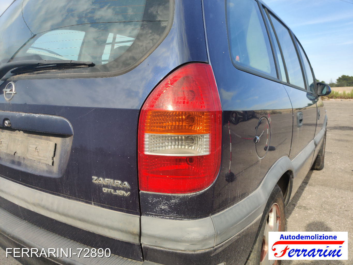 Opel Zafira A 59